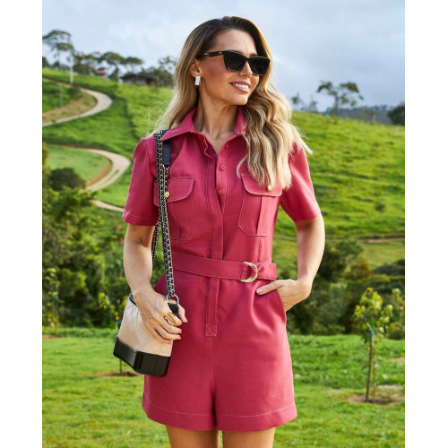 MACAQUINHO LINHO TERRA COTA/ M: Conforto e estilo para dias ensolarados e descontraídos.